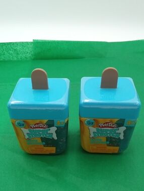 2 Play-Doh Super Stretch Berry Blizzard